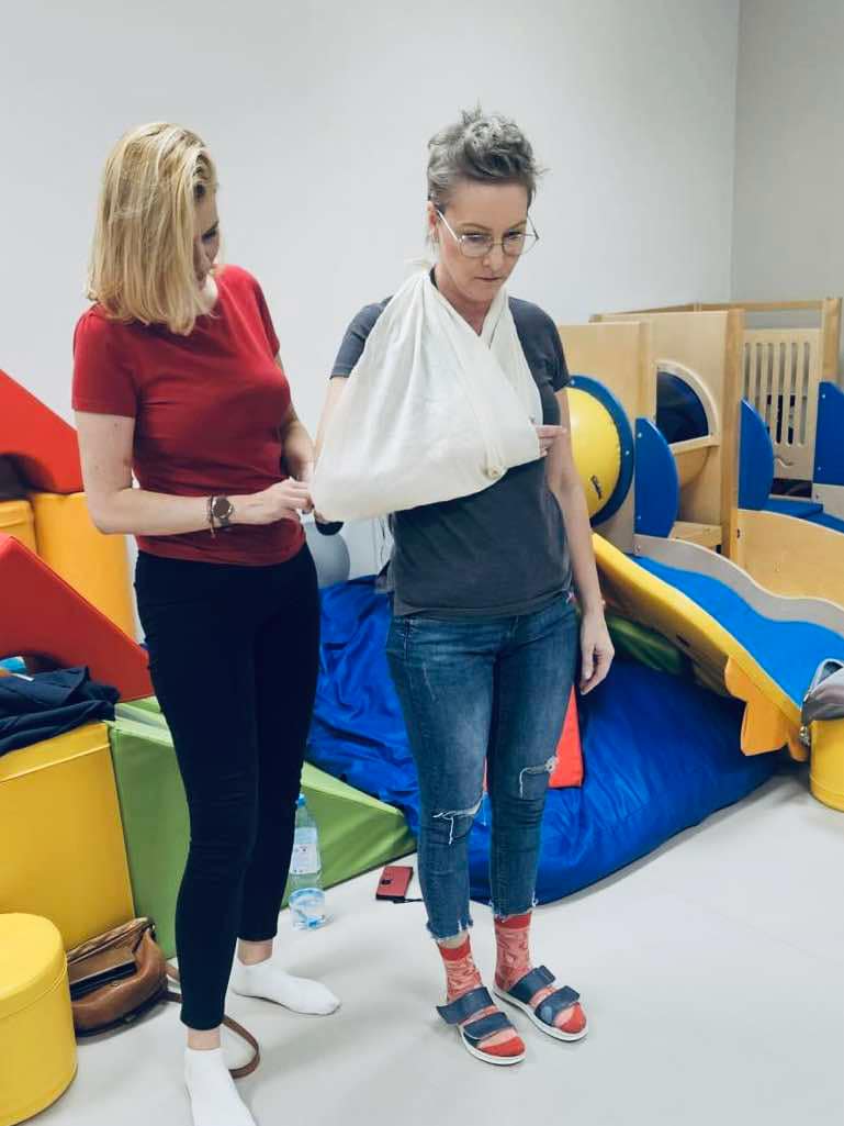 Ćwiczenia RKO na fantomie podczas szkolenia pierwszej pomocy